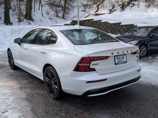 2024 Volvo S60 Recharge Plug-In Hybrid T8 Plus Black Edition