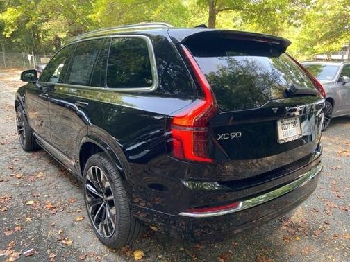2026 Volvo XC90 Plug-In Hybrid T8 Plus 6-Seater