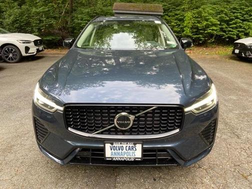 2025 Volvo XC60 B5 Ultra