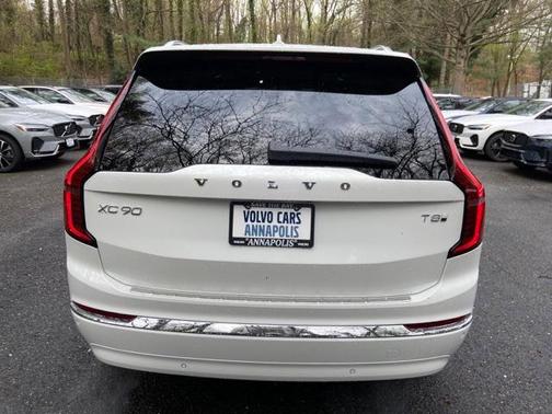 2025 Volvo XC90 Plug-In Hybrid T8 Ultra 7-Seater