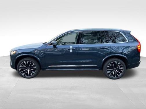 2026 Volvo XC90 B6 Ultra 7-Seater