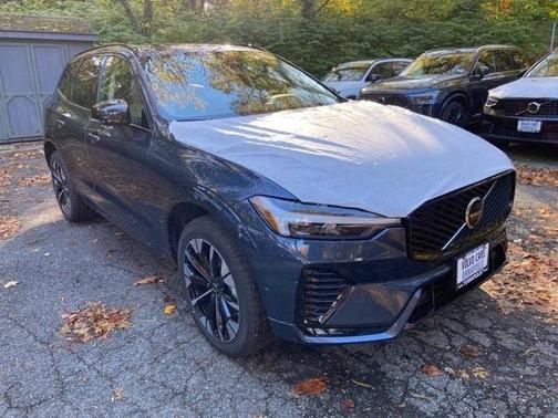 2026 Volvo XC60 B5 Ultra