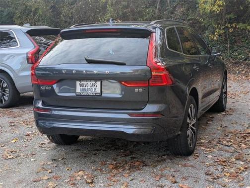 2023 Volvo XC60 B5 Core
