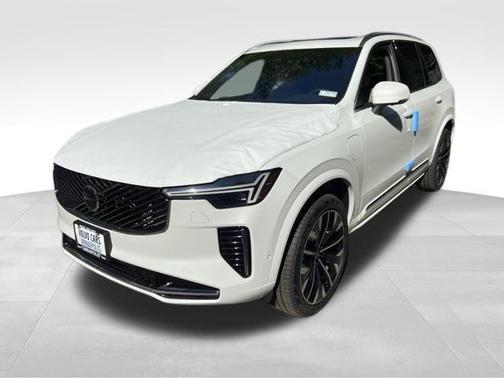 2026 Volvo XC90 Plug-In Hybrid T8 Plus 7-Seater