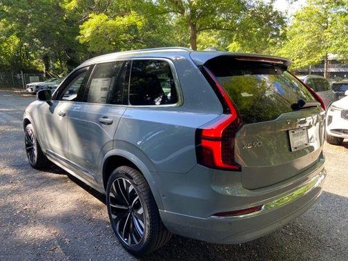 2026 Volvo XC90 B6 Ultra 7-Seater