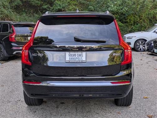 2024 Volvo XC90 B6 Plus Bright Theme 6-Seater