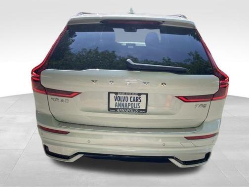 2026 Volvo XC60 Plug-In Hybrid T8 Plus