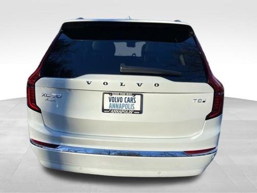 2026 Volvo XC90 Plug-In Hybrid T8 Plus 7-Seater