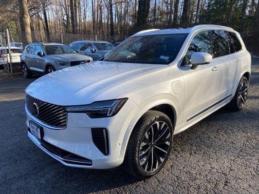 2026 Volvo XC90 Plug-In Hybrid T8 Plus 7-Seater