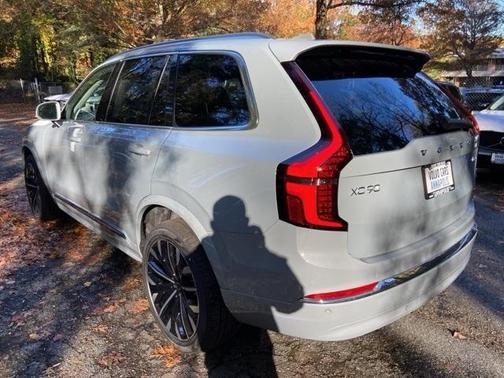 2026 Volvo XC90 B6 Plus 7-Seater