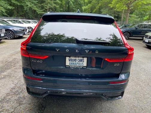 2025 Volvo XC60 B5 Plus