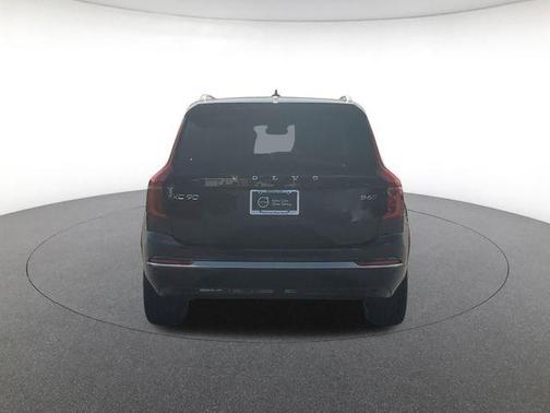 2026 Volvo XC90 B6 Plus 6-Seater