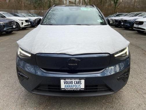 2026 Volvo EX40 Twin Motor Ultra Black Edition