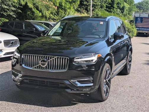 2024 Volvo XC90 B6 Plus Bright Theme 7-Seater