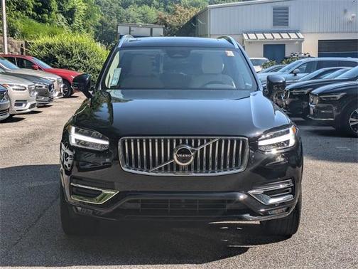 2024 Volvo XC90 B6 Plus Bright Theme 7-Seater