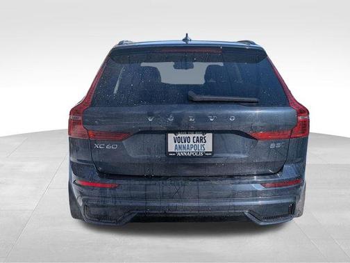2024 Volvo XC60 B5 Core