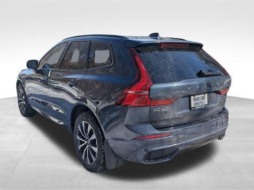 2024 Volvo XC60 B5 Core