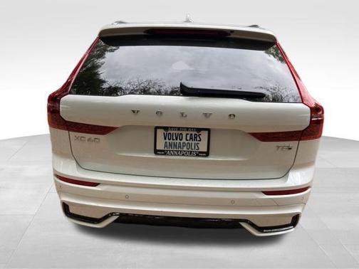 2026 Volvo XC60 Plug-In Hybrid T8 Ultra