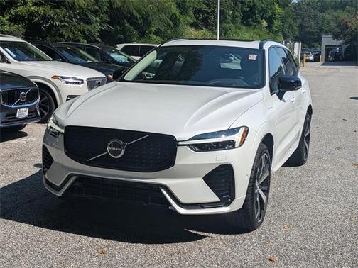 2025 Volvo XC60 Plug-In Hybrid T8 Ultra