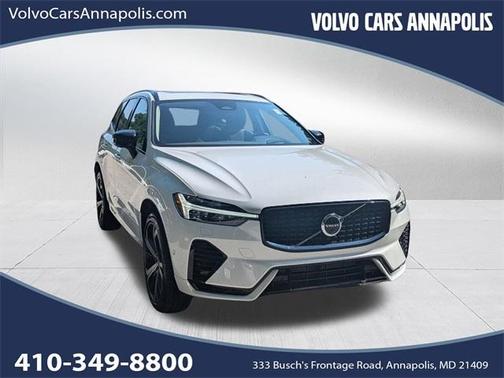 2025 Volvo XC60 Plug-In Hybrid T8 Ultra
