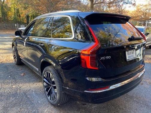 2026 Volvo XC90 B6 Ultra 7-Seater
