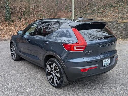 2022 Volvo XC40 Recharge Pure Electric P8 Twin Ultimate