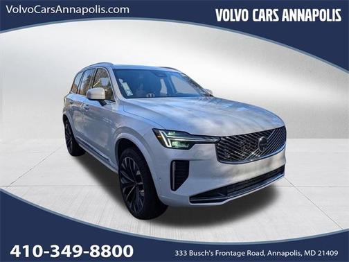 2025 Volvo XC90 B5 Plus