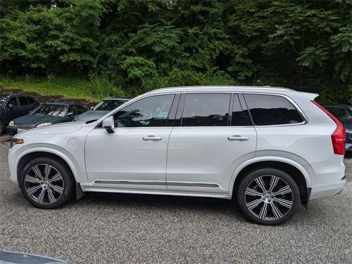 2022 Volvo XC90 Recharge Plug-In Hybrid T8 Inscription Extended Range 7P