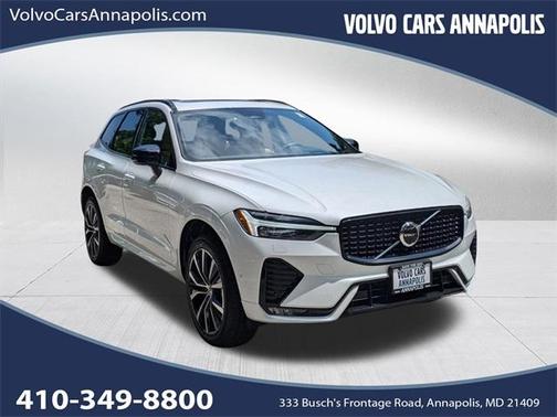 2025 Volvo XC60 B5 Ultra