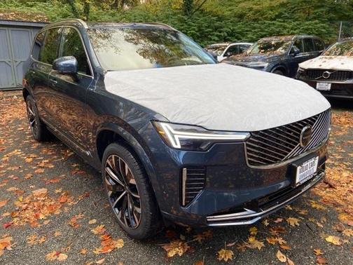 2026 Volvo XC90 B6 Plus 6-Seater