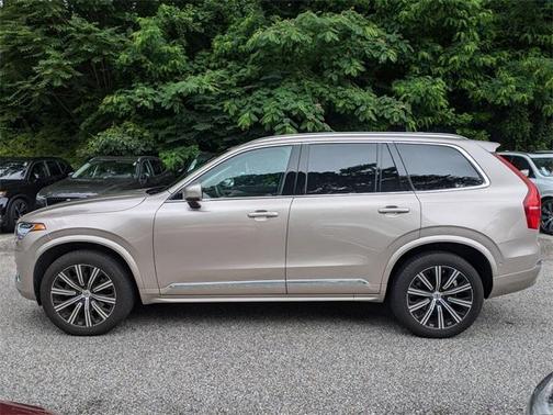 2023 Volvo XC90 B6 Plus 7-Seater