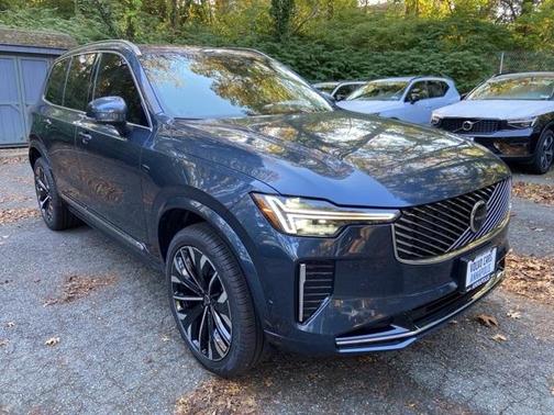 2026 Volvo XC90 Plug-In Hybrid T8 Plus 7-Seater
