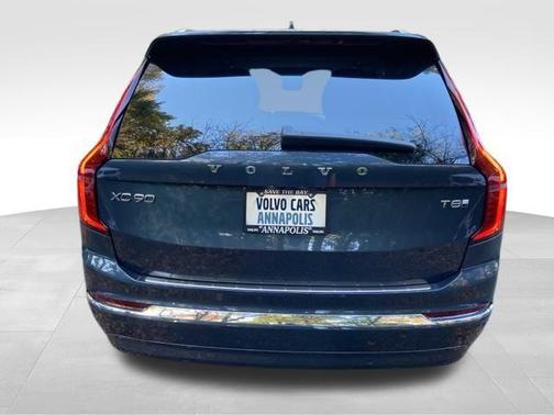 2026 Volvo XC90 Plug-In Hybrid T8 Plus 7-Seater