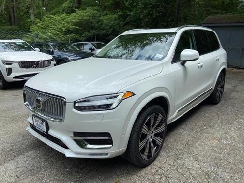 2025 Volvo XC90 B6 Ultra