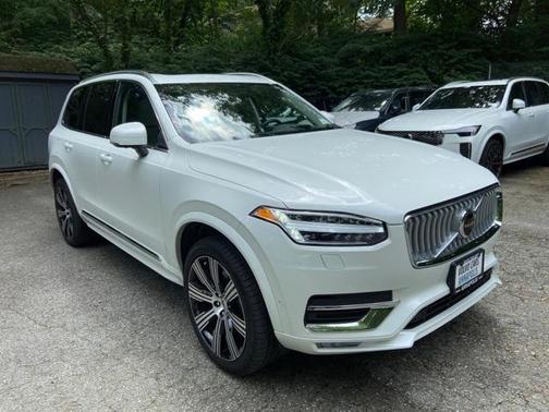 2025 Volvo XC90 B6 Ultra