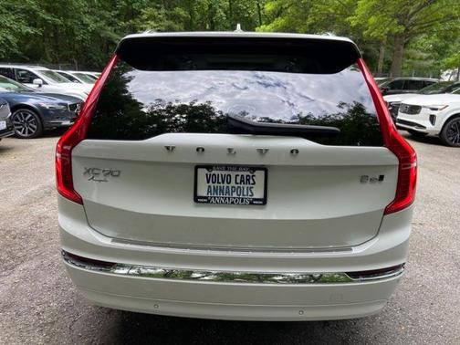 2025 Volvo XC90 B6 Ultra