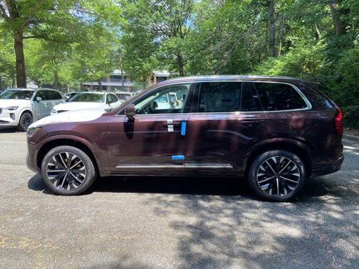 2026 Volvo XC90 B5 Plus 7-Seater