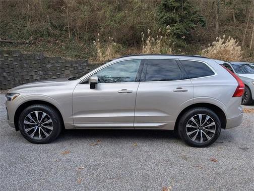 2023 Volvo XC60 B5 Core