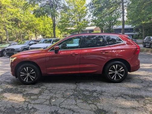 2023 Volvo XC60 B5 Core