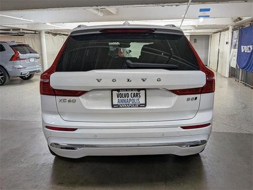 2023 Volvo XC60 B5 Plus Bright Theme