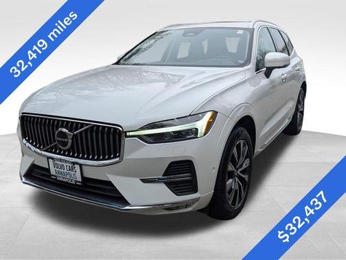 2023 Volvo XC60 B5 Plus Bright Theme