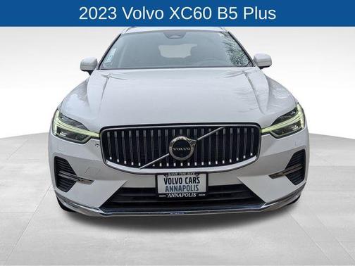 2023 Volvo XC60 B5 Plus Bright Theme