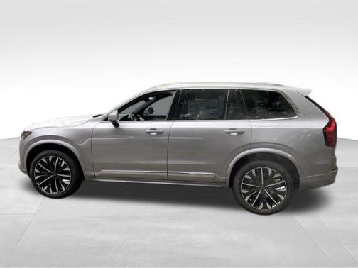 2026 Volvo XC90 B6 Plus 6-Seater