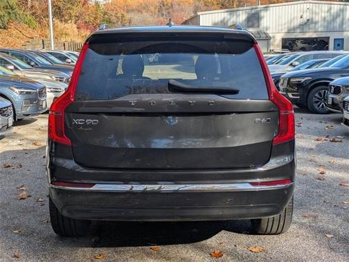2023 Volvo XC90 B6 Ultimate 7-Seater