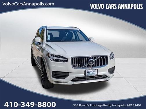 2022 Volvo XC90 T6 Momentum 7 Passenger