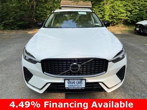 2025 Volvo XC60 Plug-In Hybrid T8 Plus