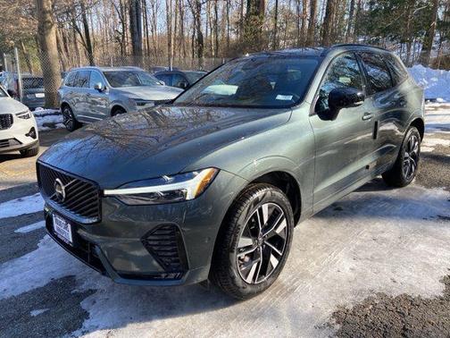 2026 Volvo XC60 B5 Plus