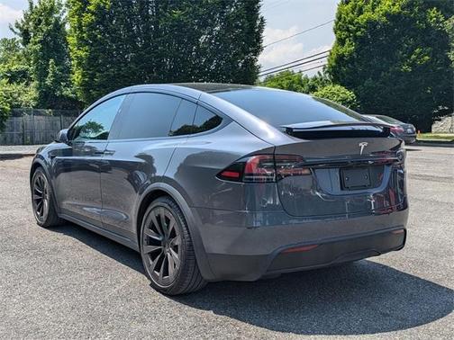 2022 Tesla Model X Base