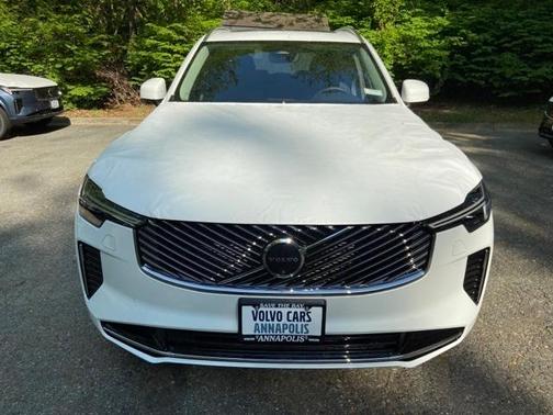 2025 Volvo XC90 Plug-In Hybrid T8 Plus 7-Seater