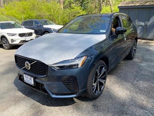 2025 Volvo XC60 Plug-In Hybrid T8 Ultra